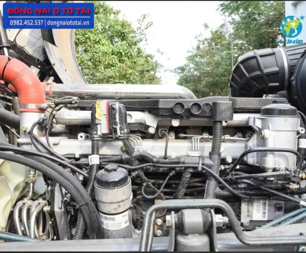 xe howo mui bạt 2025